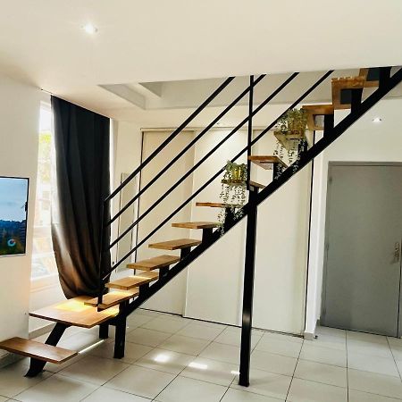 Superbe Duplex Design Neuf 2 Chambres, Climatise Tout Confort, Facile D,Acces Stationnement Gratuit Marselha Exterior foto