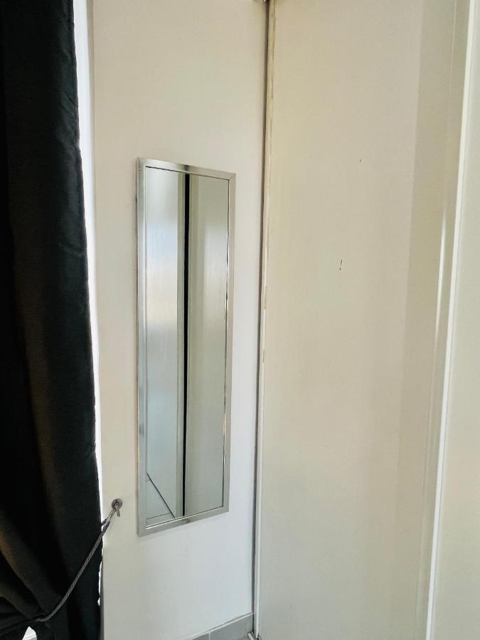 Superbe Duplex Design Neuf 2 Chambres, Climatise Tout Confort, Facile D,Acces Stationnement Gratuit Marselha Exterior foto