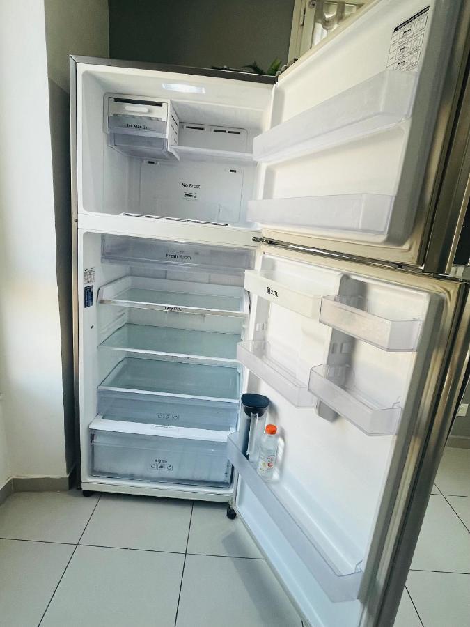 Superbe Duplex Design Neuf 2 Chambres, Climatise Tout Confort, Facile D,Acces Stationnement Gratuit Marselha Exterior foto